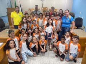 Alunos do 4º Ano da Escola Estadual “Felicio Melotti” visitam a Câmara.
